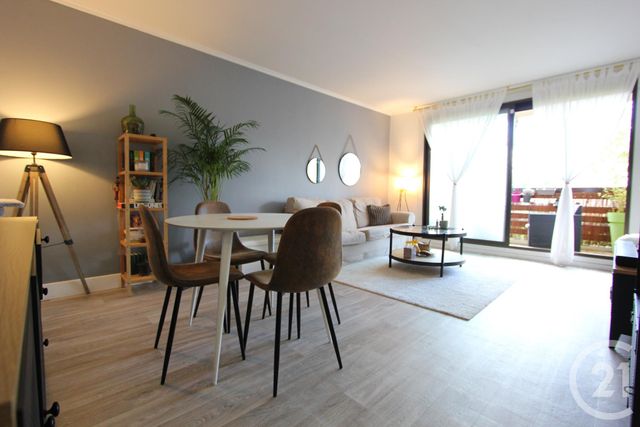 Appartement F3 à vendre - 3 pièces - 67.87 m2 - ST MICHEL SUR ORGE - 91 - ILE-DE-FRANCE - Century 21 Agence De La Poste