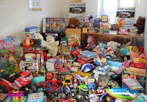 COLLECTE DE JOUETS CENTURY 21