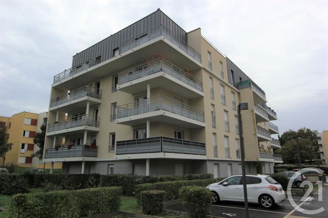 Appartement F3 à vendre - 3 pièces - 52.45 m2 - ST MICHEL SUR ORGE - 91 - ILE-DE-FRANCE - Century 21 Agence De La Poste
