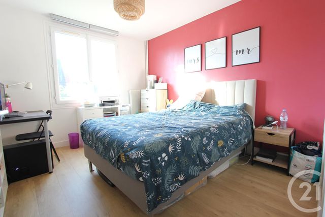 Appartement F3 à vendre - 3 pièces - 65.41 m2 - ST MICHEL SUR ORGE - 91 - ILE-DE-FRANCE - Century 21 Agence De La Poste