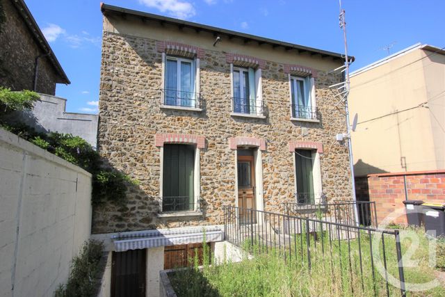 Studio à vendre STE GENEVIEVE DES BOIS