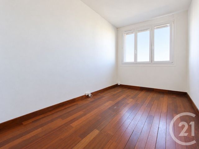 Appartement F4 à vendre - 4 pièces - 69.88 m2 - ST MICHEL SUR ORGE - 91 - ILE-DE-FRANCE - Century 21 Agence De La Poste