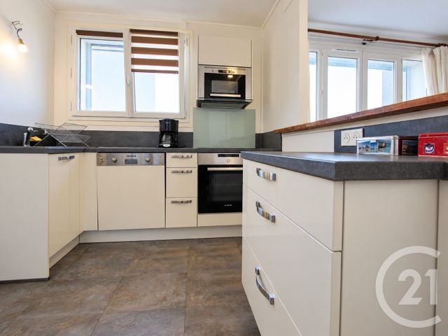 Appartement F4 à vendre - 4 pièces - 69.88 m2 - ST MICHEL SUR ORGE - 91 - ILE-DE-FRANCE - Century 21 Agence De La Poste