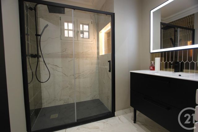 Appartement F3 à vendre - 3 pièces - 56.0 m2 - STE GENEVIEVE DES BOIS - 91 - ILE-DE-FRANCE - Century 21 Agence De La Poste