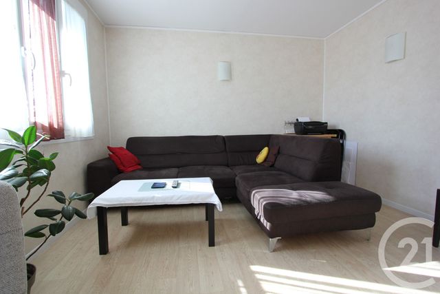 Appartement F5 à vendre - 5 pièces - 80.74 m2 - ST MICHEL SUR ORGE - 91 - ILE-DE-FRANCE - Century 21 Agence De La Poste