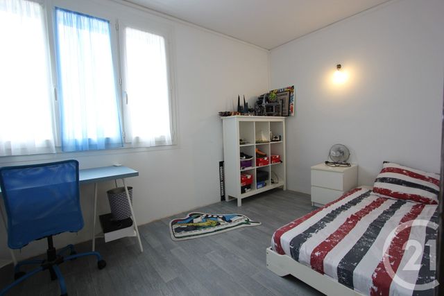 Appartement F5 à vendre - 5 pièces - 80.74 m2 - ST MICHEL SUR ORGE - 91 - ILE-DE-FRANCE - Century 21 Agence De La Poste