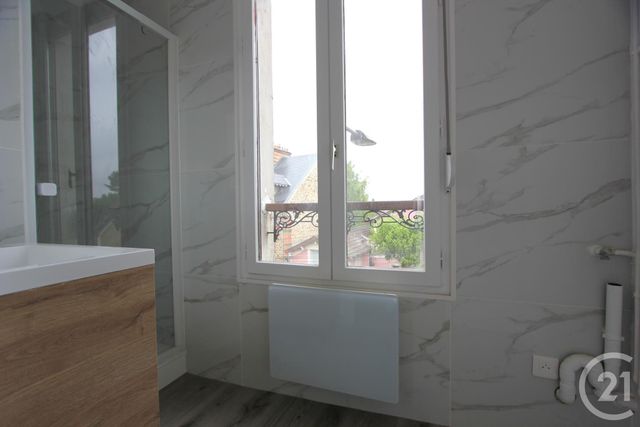 Afficher la photo en grand Appartement F2 à vendre - 2 pièces - 33.3 m2 - ST MICHEL SUR ORGE - 91 - ILE-DE-FRANCE - Century 21 Agence De La Poste