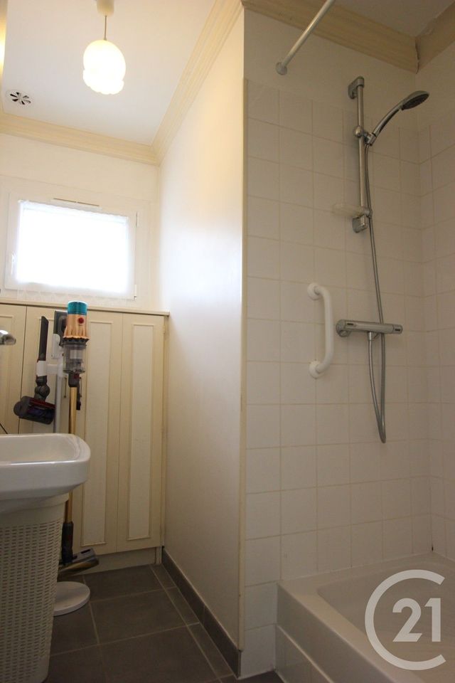 maison à vendre - 7 pièces - 110.0 m2 - ST MICHEL SUR ORGE - 91 - ILE-DE-FRANCE - Century 21 Agence De La Poste