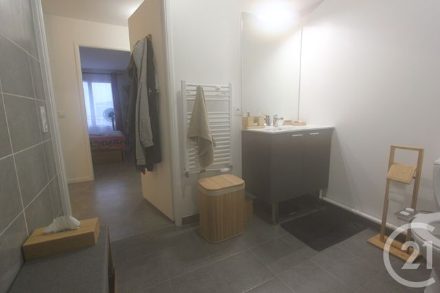 Appartement T4 à vendre - 4 pièces - 100.27 m2 - MONTLHERY - 91 - ILE-DE-FRANCE - Century 21 Agence De La Poste