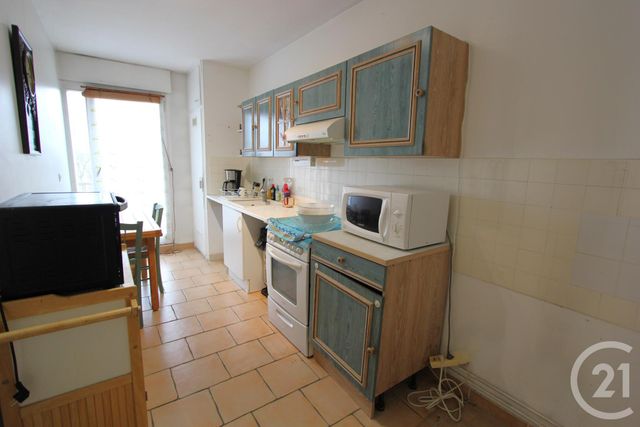 Appartement F4 à vendre - 3 pièces - 82.59 m2 - ST MICHEL SUR ORGE - 91 - ILE-DE-FRANCE - Century 21 Agence De La Poste