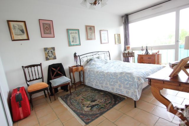 Appartement F4 à vendre - 3 pièces - 82.59 m2 - ST MICHEL SUR ORGE - 91 - ILE-DE-FRANCE - Century 21 Agence De La Poste