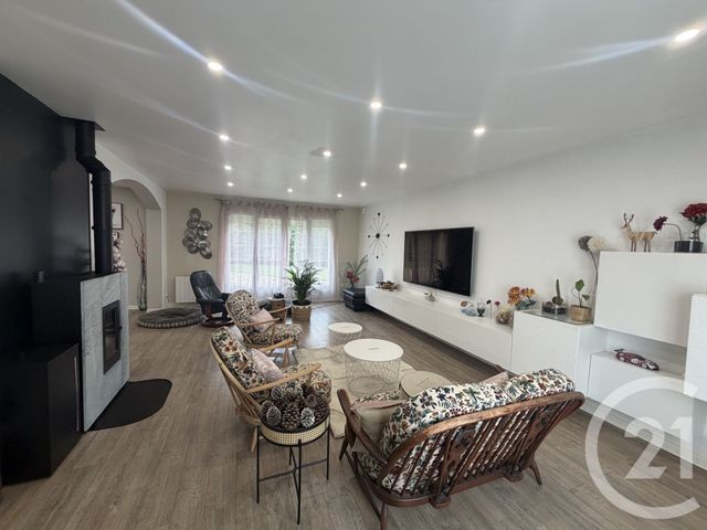 maison à vendre - 9 pièces - 195.55 m2 - LONGPONT SUR ORGE - 91 - ILE-DE-FRANCE - Century 21 Agence De La Poste