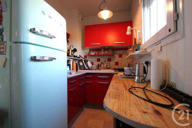 Appartement F2 à vendre - 2 pièces - 42.65 m2 - STE GENEVIEVE DES BOIS - 91 - ILE-DE-FRANCE - Century 21 Agence De La Poste