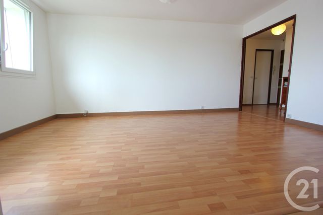 Appartement F5 à vendre - 5 pièces - 82.32 m2 - ST MICHEL SUR ORGE - 91 - ILE-DE-FRANCE - Century 21 Agence De La Poste