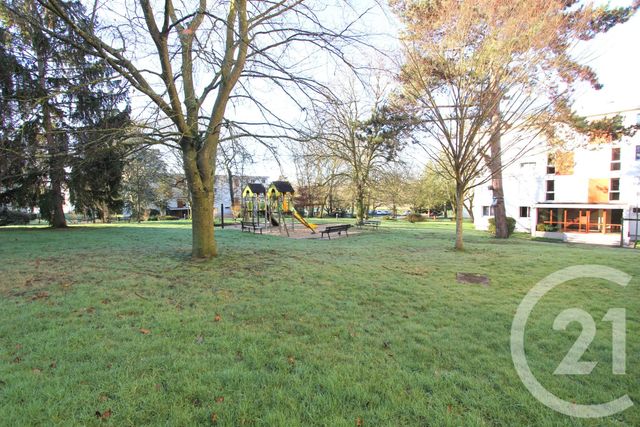 Appartement F5 à vendre - 5 pièces - 82.32 m2 - ST MICHEL SUR ORGE - 91 - ILE-DE-FRANCE - Century 21 Agence De La Poste