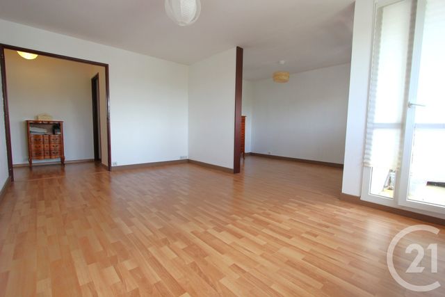 Appartement F5 à vendre - 5 pièces - 82.32 m2 - ST MICHEL SUR ORGE - 91 - ILE-DE-FRANCE - Century 21 Agence De La Poste