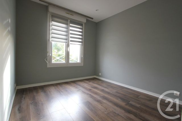 Appartement F2 à louer - 2 pièces - 43.96 m2 - ST MICHEL SUR ORGE - 91 - ILE-DE-FRANCE - Century 21 Agence De La Poste