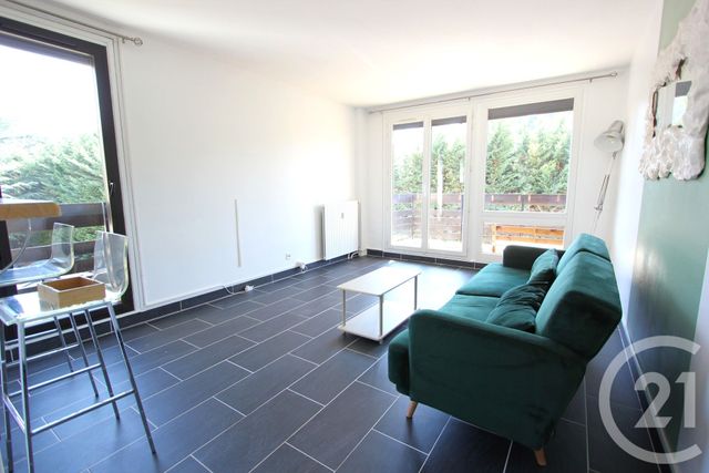 Appartement F2 à louer - 2 pièces - 52.21 m2 - ST MICHEL SUR ORGE - 91 - ILE-DE-FRANCE - Century 21 Agence De La Poste