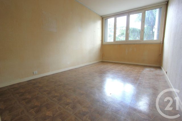 Appartement F4 à vendre - 4 pièces - 86.14 m2 - ST MICHEL SUR ORGE - 91 - ILE-DE-FRANCE - Century 21 Agence De La Poste