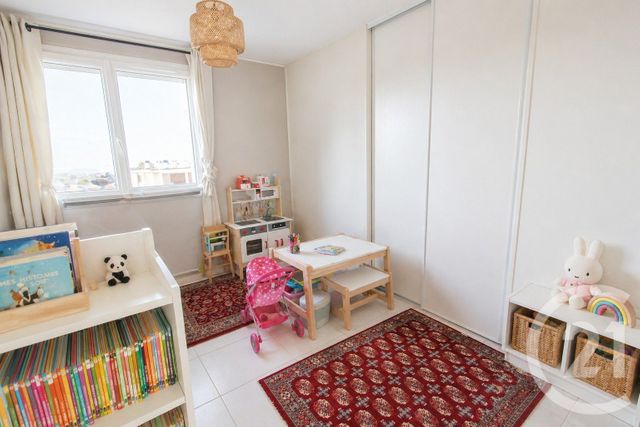 Appartement F4 à vendre - 4 pièces - 74.02 m2 - ST MICHEL SUR ORGE - 91 - ILE-DE-FRANCE - Century 21 Agence De La Poste