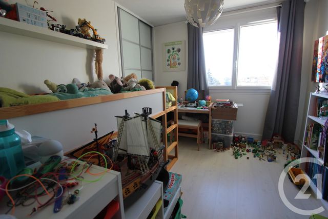 Appartement F4 à vendre - 4 pièces - 74.02 m2 - ST MICHEL SUR ORGE - 91 - ILE-DE-FRANCE - Century 21 Agence De La Poste