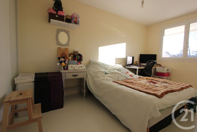 Appartement F4 à vendre - 4 pièces - 74.02 m2 - ST MICHEL SUR ORGE - 91 - ILE-DE-FRANCE - Century 21 Agence De La Poste