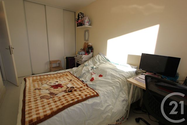 Appartement F4 à vendre - 4 pièces - 74.02 m2 - ST MICHEL SUR ORGE - 91 - ILE-DE-FRANCE - Century 21 Agence De La Poste