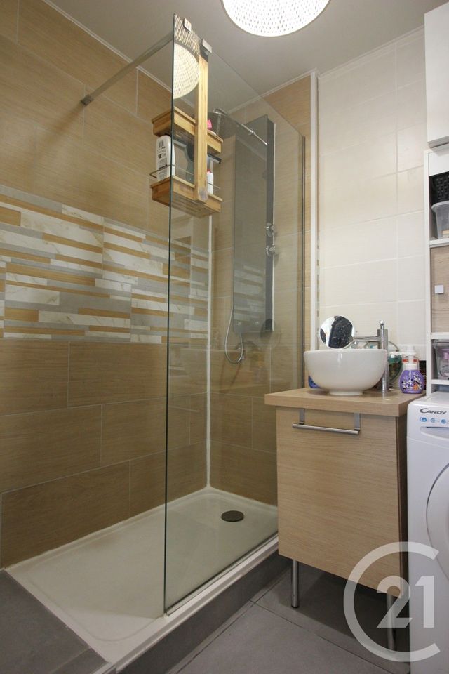 Appartement F4 à vendre - 4 pièces - 74.02 m2 - ST MICHEL SUR ORGE - 91 - ILE-DE-FRANCE - Century 21 Agence De La Poste