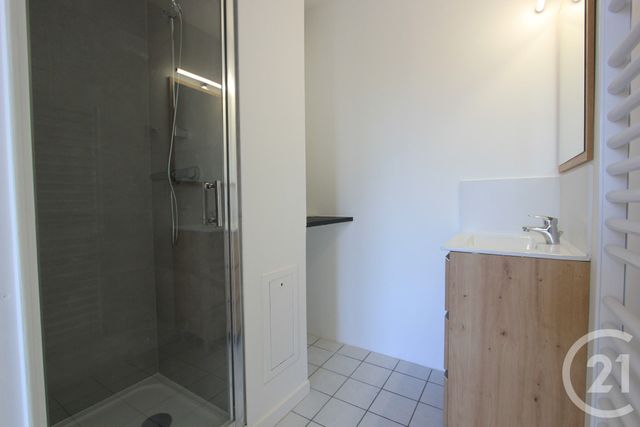 Appartement F4 à louer - 4 pièces - 80.63 m2 - MONTLHERY - 91 - ILE-DE-FRANCE - Century 21 Agence De La Poste