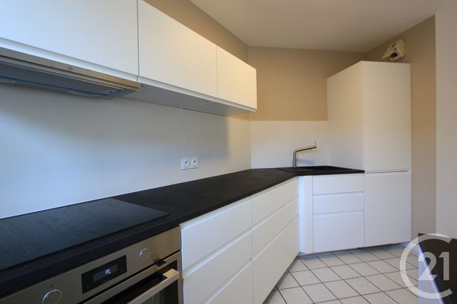 Appartement F4 à louer - 4 pièces - 80.63 m2 - MONTLHERY - 91 - ILE-DE-FRANCE - Century 21 Agence De La Poste
