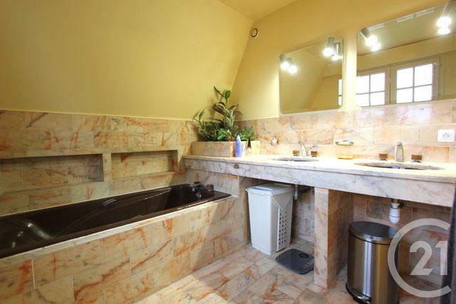 maison à vendre - 5 pièces - 142.41 m2 - LEUVILLE SUR ORGE - 91 - ILE-DE-FRANCE - Century 21 Agence De La Poste