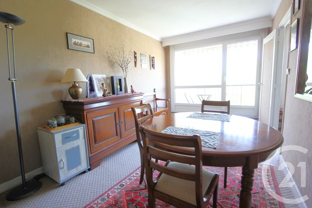 Appartement F4 à vendre - 4 pièces - 91.84 m2 - ST MICHEL SUR ORGE - 91 - ILE-DE-FRANCE - Century 21 Agence De La Poste