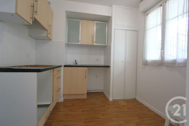 Appartement F3 à vendre - 3 pièces - 60.3 m2 - VILLIERS SUR ORGE - 91 - ILE-DE-FRANCE - Century 21 Agence De La Poste