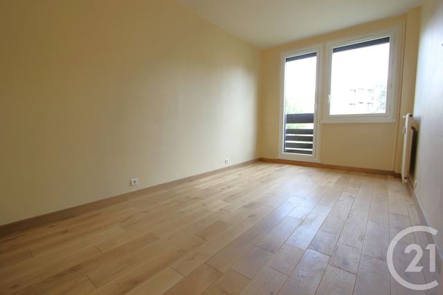Appartement F4 à vendre - 4 pièces - 90.0 m2 - ST MICHEL SUR ORGE - 91 - ILE-DE-FRANCE - Century 21 Agence De La Poste
