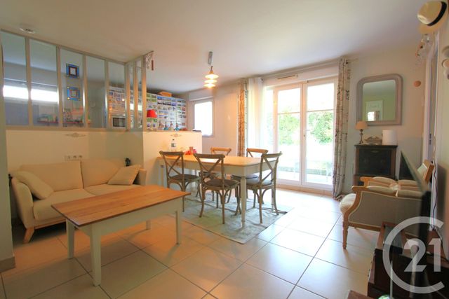 Appartement F4 à vendre - 4 pièces - 74.8 m2 - ST MICHEL SUR ORGE - 91 - ILE-DE-FRANCE - Century 21 Agence De La Poste
