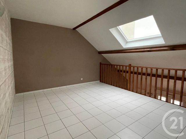 Appartement Duplex à louer - 2 pièces - 41.06 m2 - ST MICHEL SUR ORGE - 91 - ILE-DE-FRANCE - Century 21 Agence De La Poste