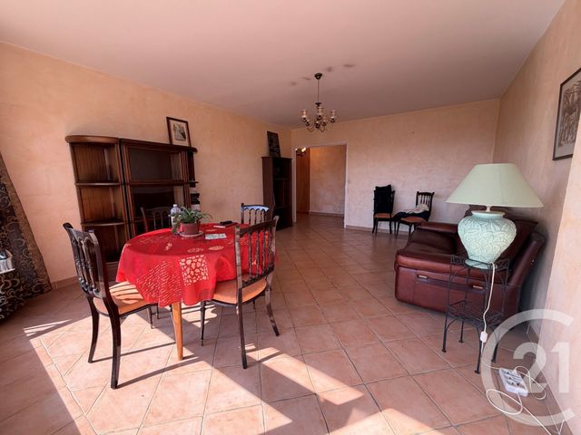 Appartement F4 à vendre - 3 pièces - 82.59 m2 - ST MICHEL SUR ORGE - 91 - ILE-DE-FRANCE - Century 21 Agence De La Poste