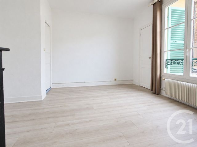 Appartement F2 bis à vendre - 2 pièces - 47.03 m2 - VERSAILLES - 78 - ILE-DE-FRANCE - Century 21 Agence De La Poste