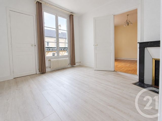 Appartement F2 bis à vendre - 2 pièces - 47.03 m2 - VERSAILLES - 78 - ILE-DE-FRANCE - Century 21 Agence De La Poste